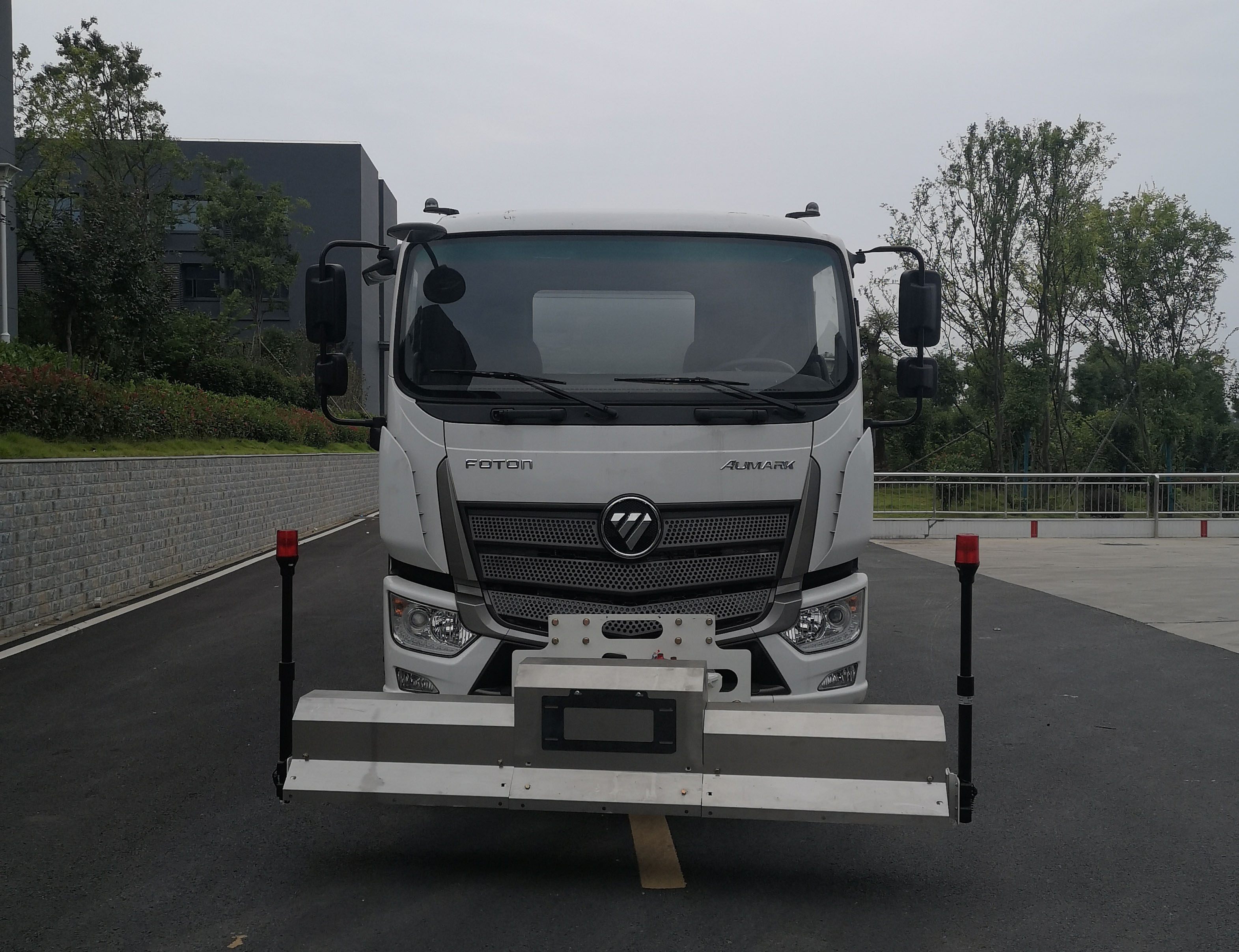 10方福田歐馬可純電動(dòng)高端多功能清洗車(chē)圖片2